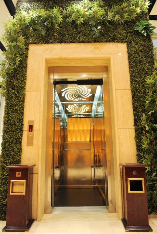 Hotel Leonardo
