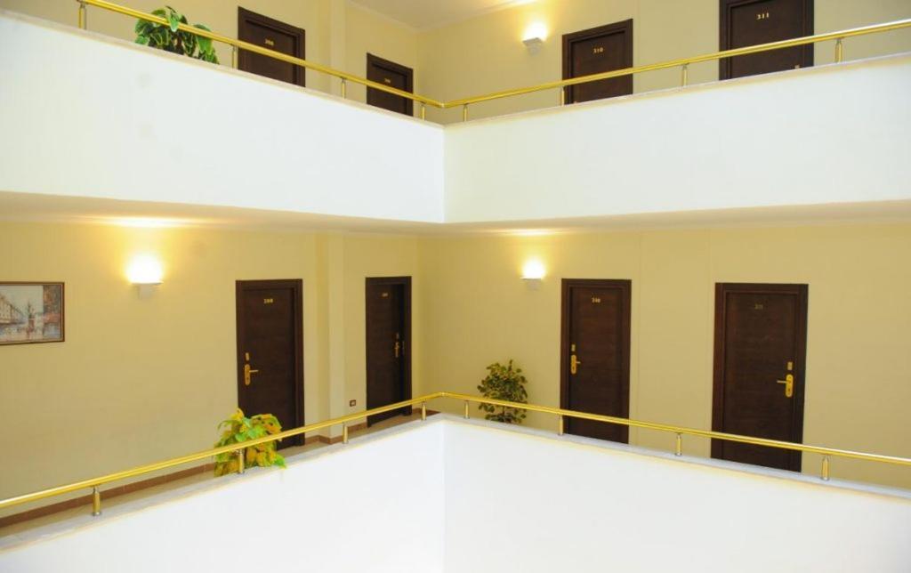 Hotel Leonardo 4*